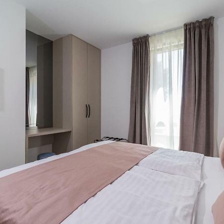 Luxury Apartments Magali 3 Ровинь Экстерьер фото